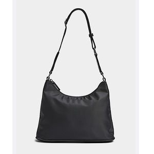 NWOT shoulder fabric baguette bag